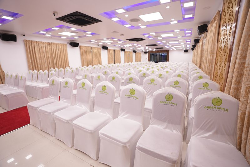 Chair covers with the Green Apple monogram